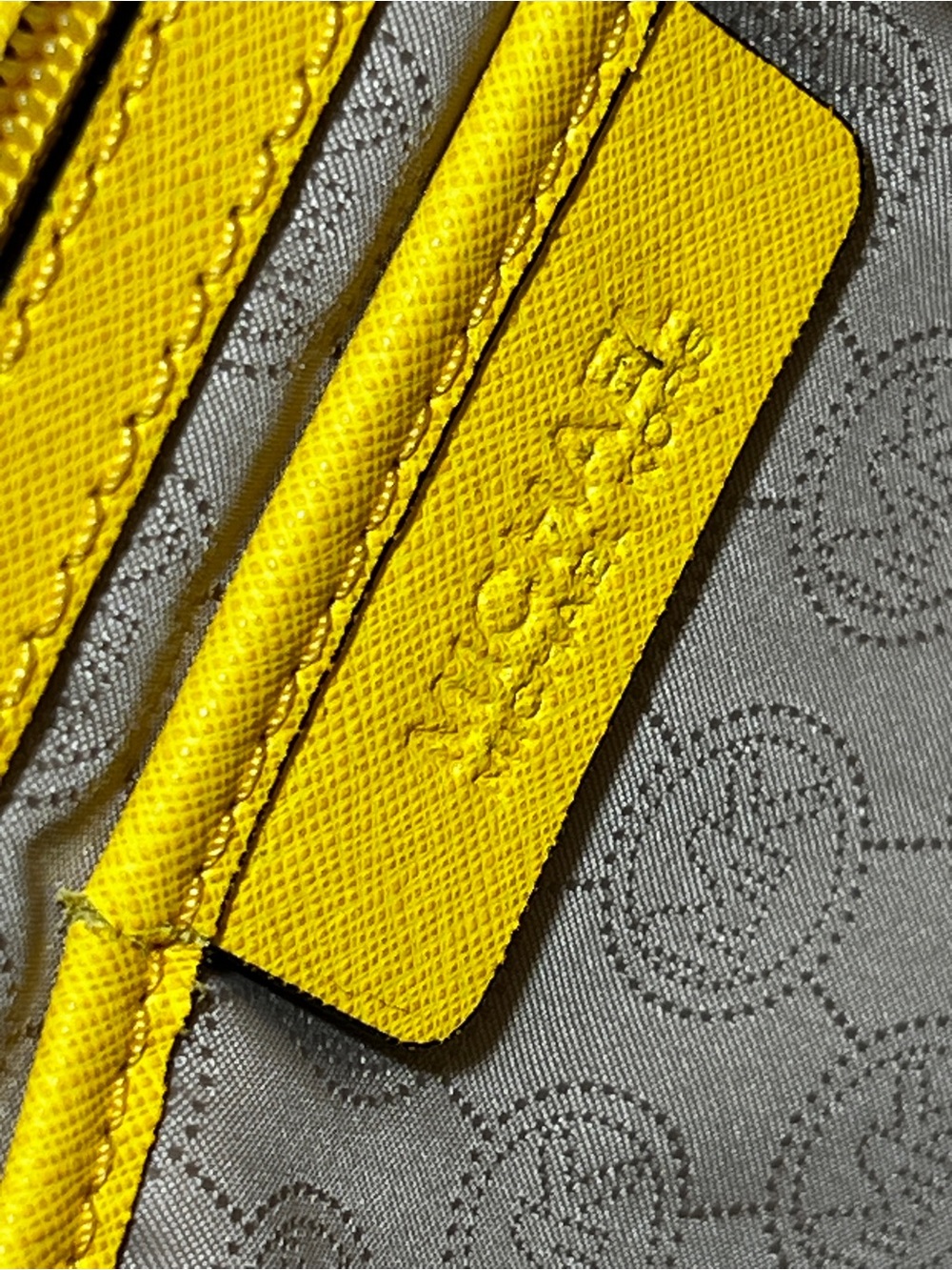 Michael Kors Hamilton Pyramid Studded Citrus Tote Crossbody - Picture 16 of 16